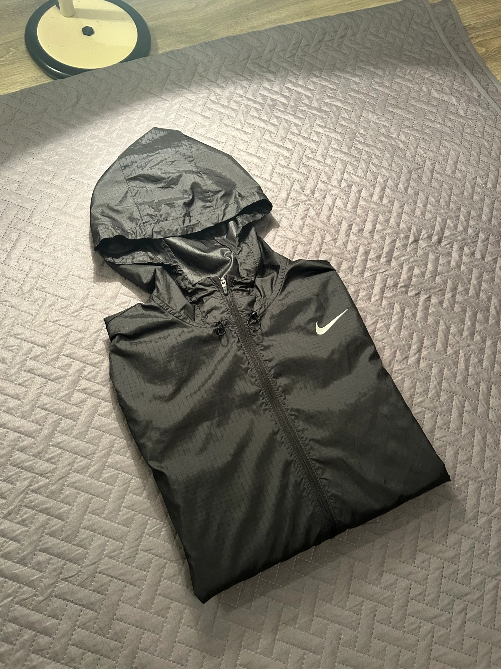 veste nike noir taille M coupe vent